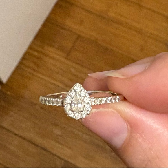 Zales 1/3 CT. T.W. Pear-Shaped 10k White Gold Ring - Picture 2 of 5